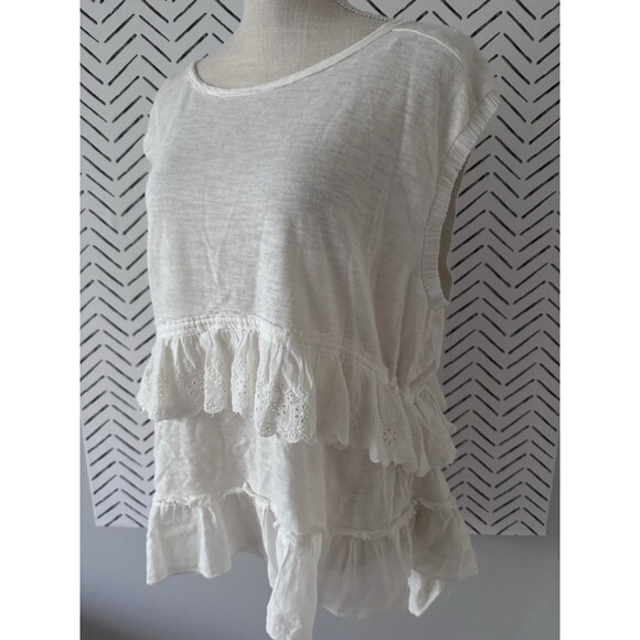 Free People Claire Tee Tunic Top Eyelet Embroidered Ruffle Tiered Boho Sz XS - Picture 2 of 10